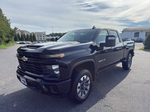 New 2026 Chevrolet Silverado 2500 Custom AWD/4WD image 2