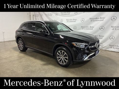 Used 2025 Mercedes-Benz GLC 300 GLC 300 image 1