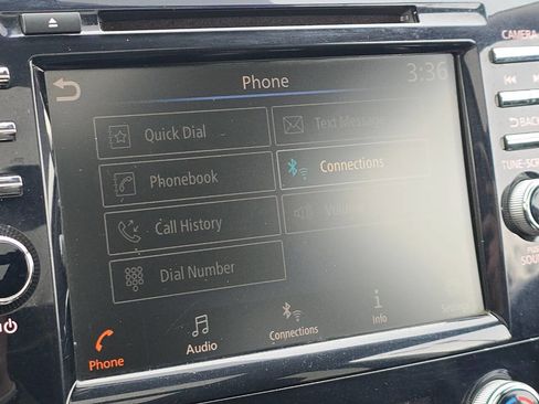 Used 2019 Nissan Murano SV w/ Premium Package image 14