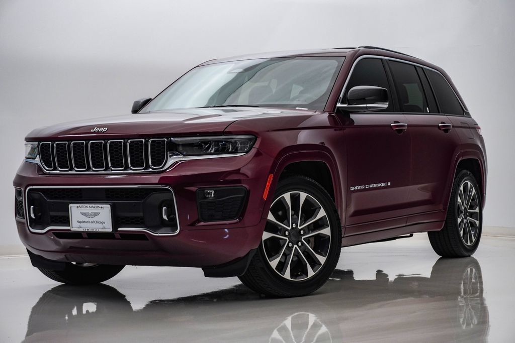 Used 2023 Jeep Grand Cherokee Overland AWD/4WD image 1