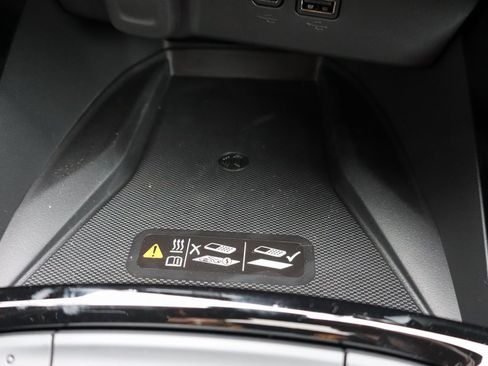 New 2026 Chevrolet Trax RS w/ Sunroof Package image 16