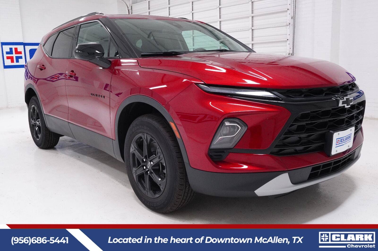 New 2026 Chevrolet Blazer LT w/ Convenience Package FWD image 3