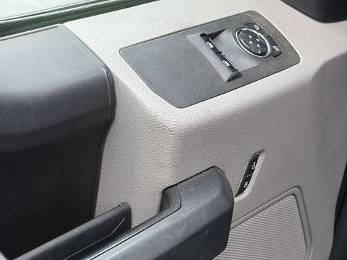 Used 2018 Ford F150 XL w/ Equipment Group 101A Mid RWD image 7