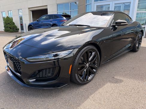 Used 2024 Jaguar F-TYPE Coupe AWD image 8
