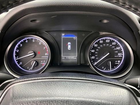 Used 2021 Toyota Camry SE image 20