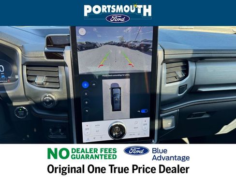 Certified 2024 Ford Expedition Max Platinum image 14