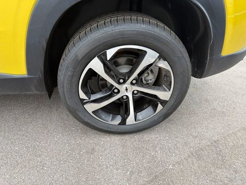 Used 2024 Chevrolet Trax RS w/ Driver Confidence Package FWD image 14