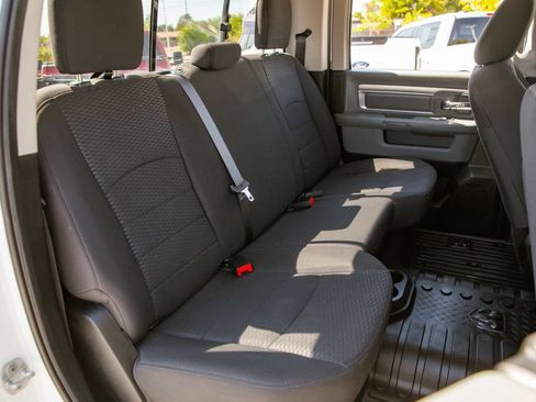 Used 2019 RAM 1500 Classic Warlock AWD/4WD image 12