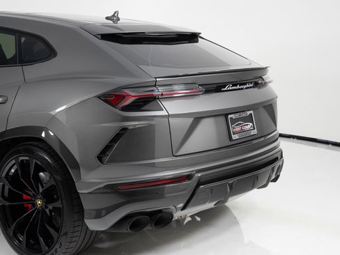 Used 2021 Lamborghini Urus AWD/4WD image 41