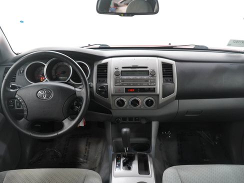 Used 2011 Toyota Tacoma 4x4 Double Cab w/ SR5 Pkg #2 image 17