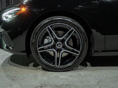 Used 2026 Mercedes-Benz CLA 250 image 9