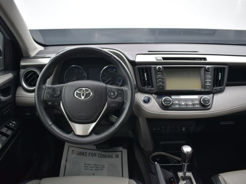 Used 2017 Toyota RAV4 Limited FWD image 16