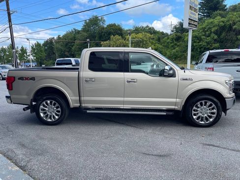 Used 2018 Ford F150 Lariat w/ Equipment Group 502A Luxury AWD/4WD image 11