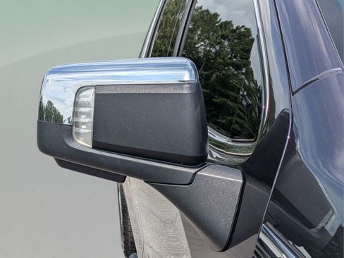Used 2022 GMC Sierra 1500 SLT w/ SLT Convenience Package AWD/4WD image 29