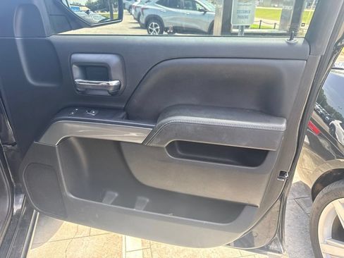 Used 2018 Chevrolet Silverado 1500 LT w/ All Star Edition AWD/4WD image 10