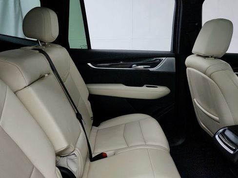 Certified 2024 Cadillac XT6 Sport AWD/4WD image 31