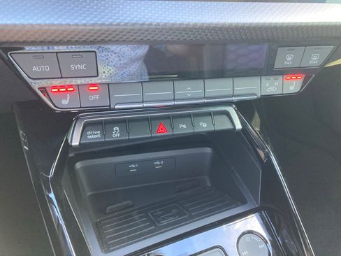 Used 2024 Audi RS 3 image 24