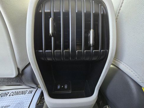 Used 2024 Hyundai Kona SEL image 13