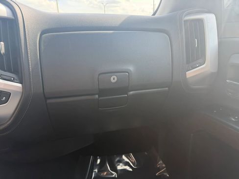 Used 2018 GMC Sierra 1500 SLE w/ SLE Value Package AWD/4WD image 34