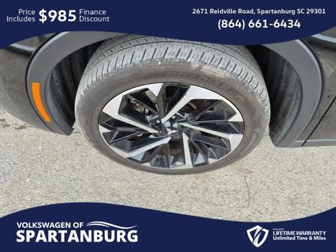 Used 2024 Mitsubishi Outlander SE image 10