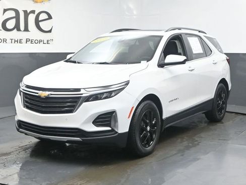 Used 2023 Chevrolet Equinox LT FWD image 33