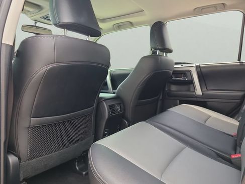 Used 2019 Toyota 4Runner SR5 Premium AWD/4WD image 10
