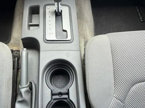 Used 2017 Nissan Frontier SV AWD/4WD image 26