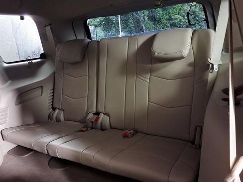 Used 2015 Cadillac Escalade Premium RWD image 9