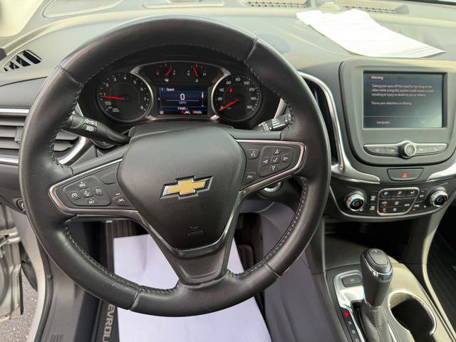 Used 2020 Chevrolet Equinox LT w/ Driver Convenience Package AWD/4WD image 12