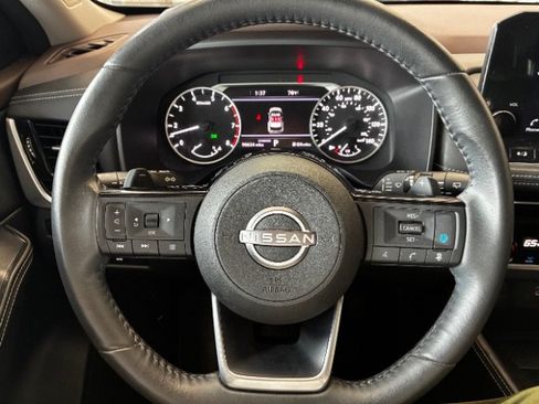 Used 2023 Nissan Rogue SL w/ SL Premium Package FWD image 23