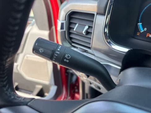 Used 2021 Ford F150 Lariat image 14