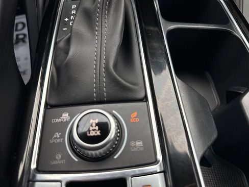 Used 2024 Kia Telluride S image 26