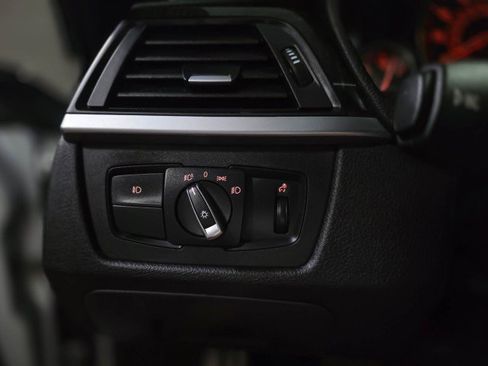 Used 2017 BMW 430i xDrive Convertible image 27