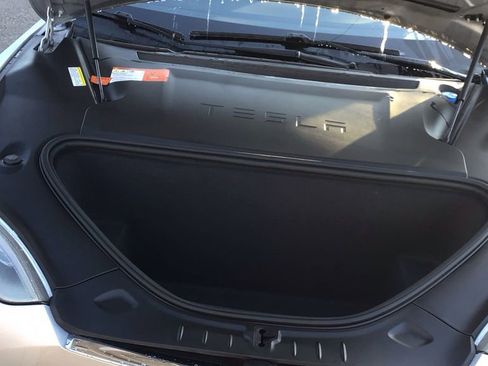 Used 2017 Tesla Model S 60 image 21