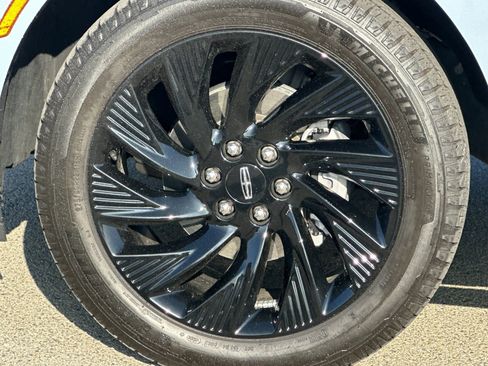 Used 2025 Lincoln Navigator Reserve w/ Jet Appearance Package AWD/4WD image 35