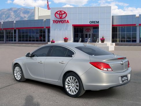 Used 2011 Buick Regal CXL w/ RL2 Preferred Equipment Group image 5