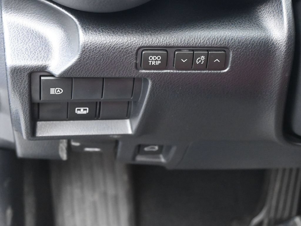 Used 2025 Lexus IS 300 w/ Premium Package RWD image 17
