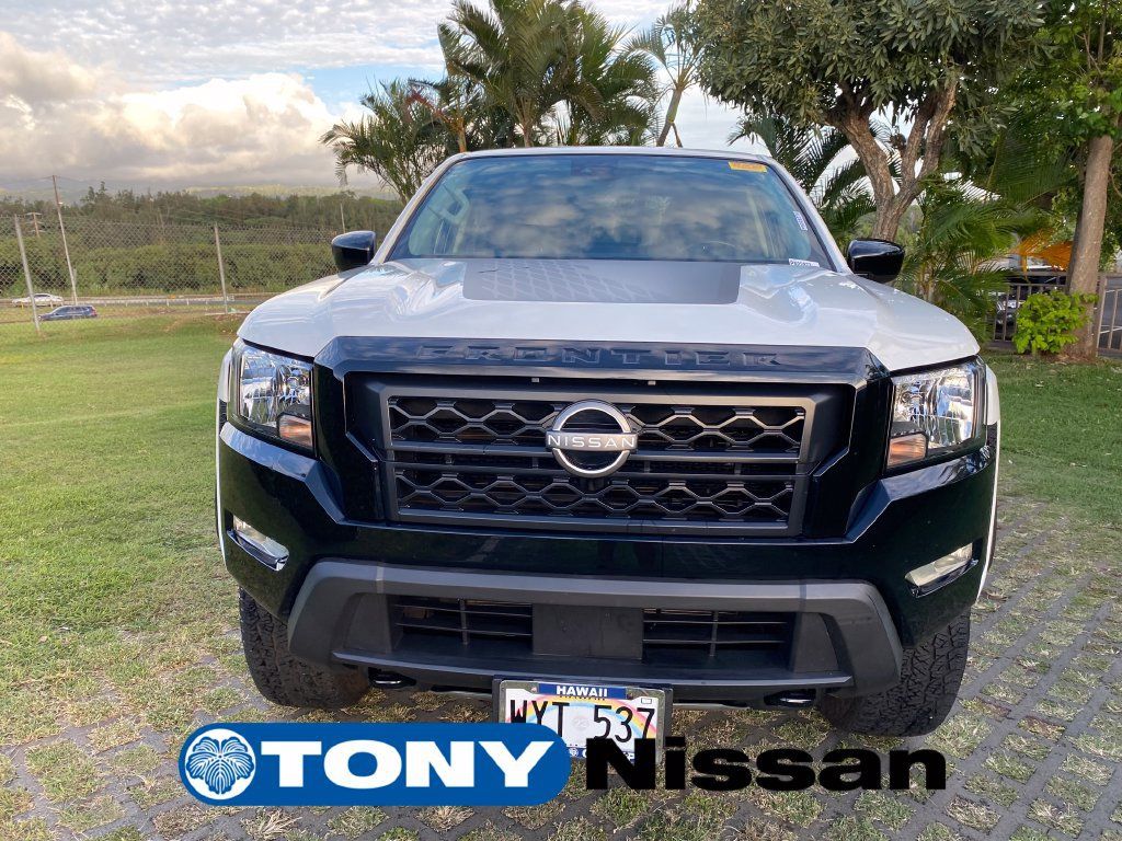 Used 2024 Nissan Frontier SV w/ Hardbody Edition AWD/4WD image 2