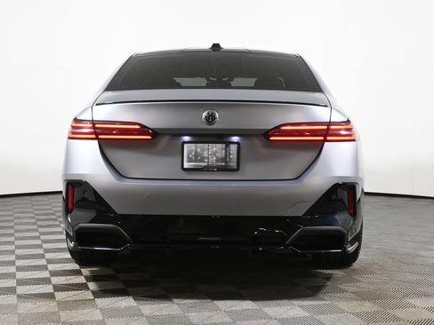 Used 2025 BMW 540i xDrive w/ Executive Package AWD/4WD image 6