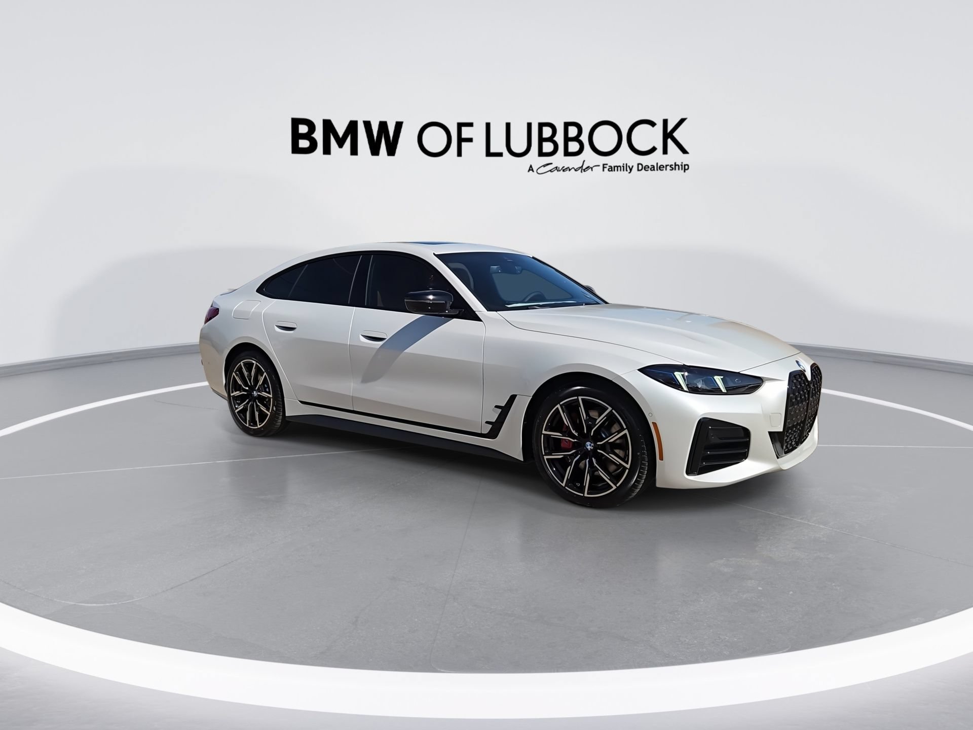 New 2026 BMW 430i xDrive w/ M Sport Package AWD/4WD image 2