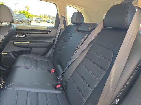Used 2025 Honda CR-V EX-L image 11