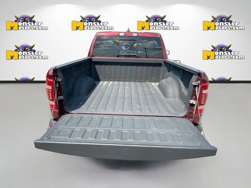 Used 2022 RAM 1500 Laramie AWD/4WD image 32