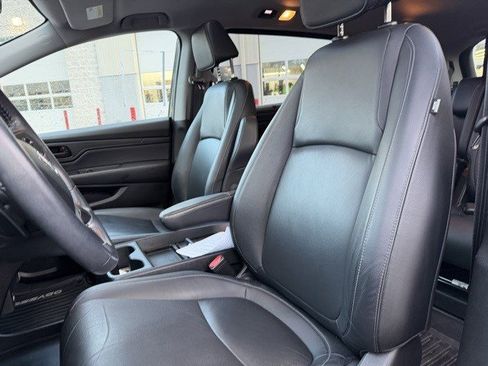 Used 2023 Honda Odyssey EX-L image 13
