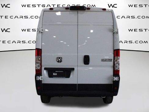 Used 2024 RAM ProMaster 2500 w/ Convenience Group image 38