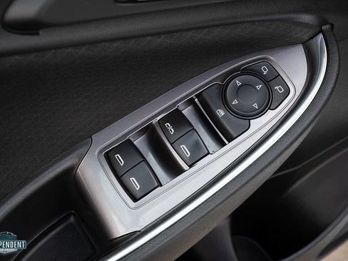 Used 2022 Chevrolet Malibu LT image 17