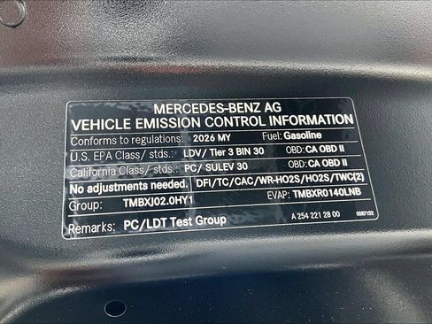 Used 2026 Mercedes-Benz GLC 300 image 31