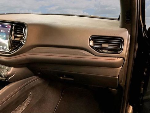 Used 2023 Dodge Durango GT image 27