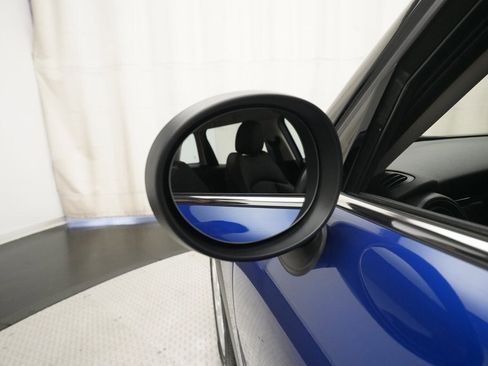 Used 2020 MINI Cooper 4-Door Hardtop image 24