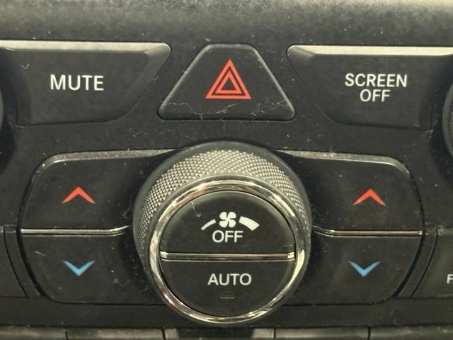 Used 2018 Jeep Grand Cherokee Altitude AWD/4WD image 29