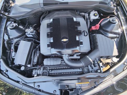 Used 2010 Chevrolet Camaro LT w/ RS Package RWD image 5